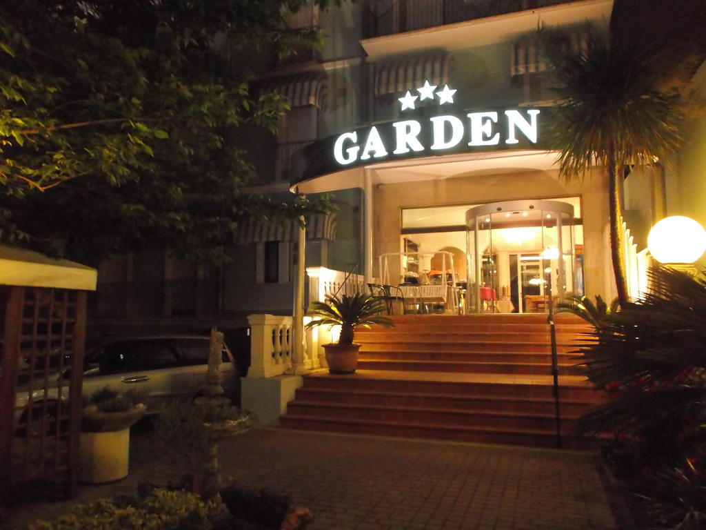 Hotel Garden 卡托利卡 外观 照片